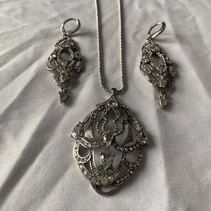 Chloe + Isabel Necklace with matching Earrings